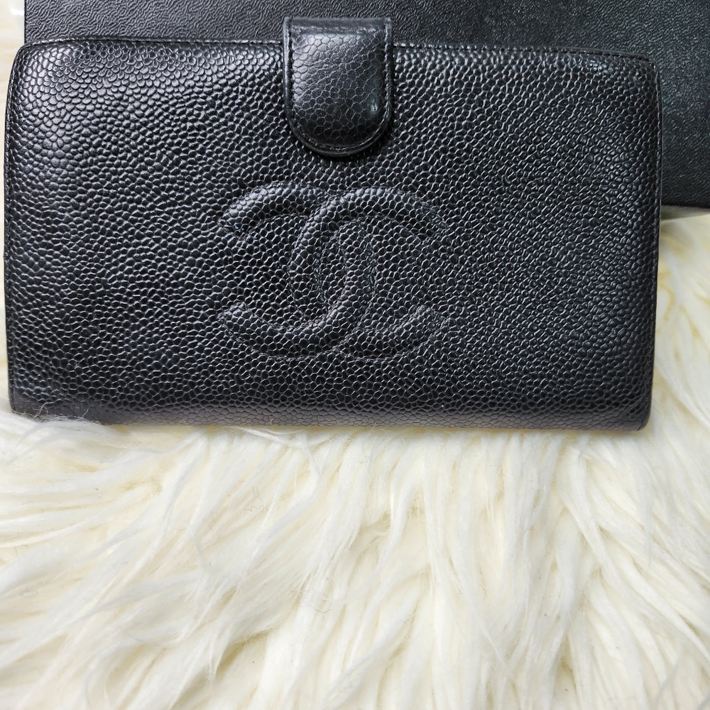 Chanel Fold Wallet - Picture 6 of 11